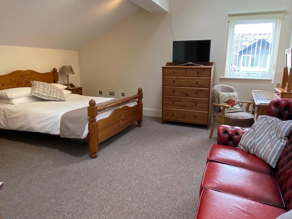 The Shelbourne Apartment Southport Bagian luar foto