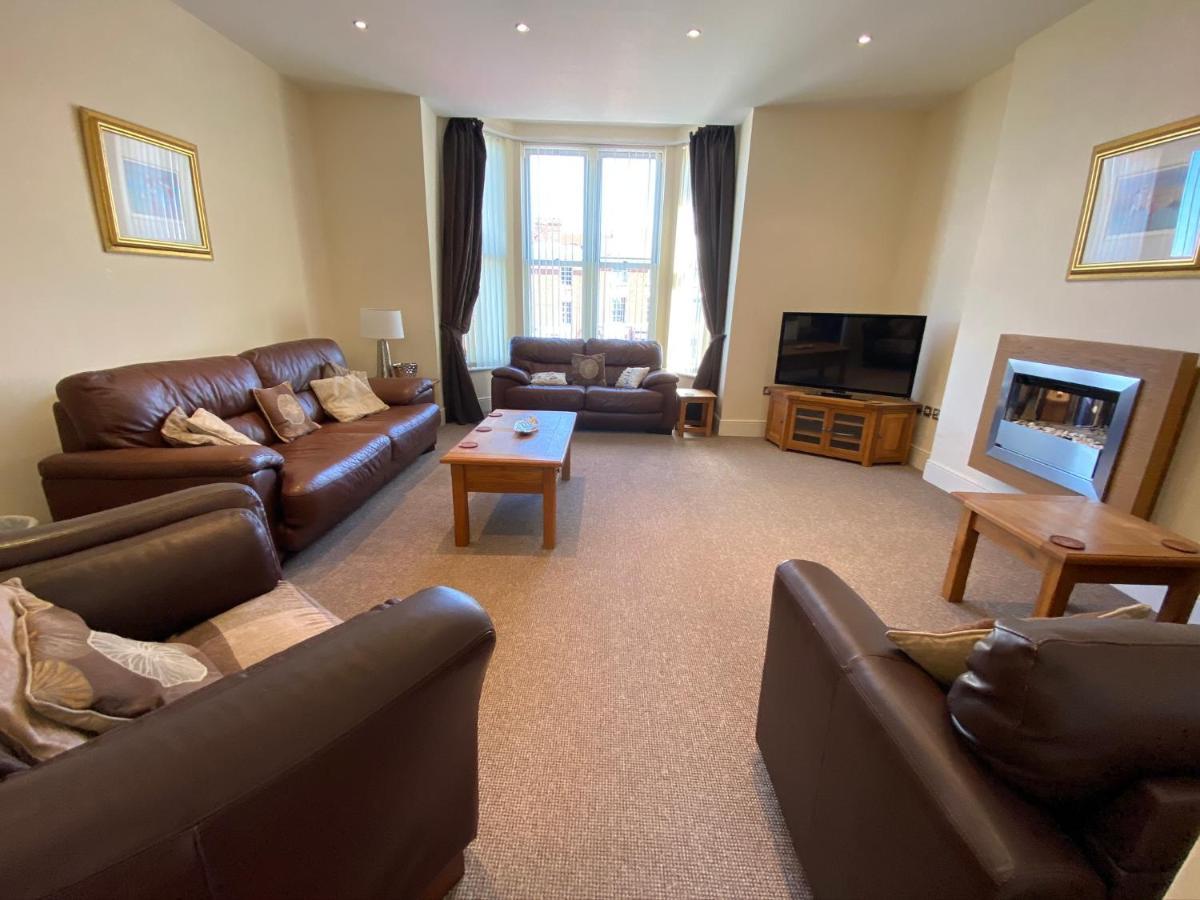 The Shelbourne Apartment Southport Bagian luar foto